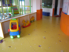 幼儿园室内专用防滑地板 幼儿园地胶