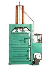 注重液壓秸稈打包機質量開拓廣闊市場
